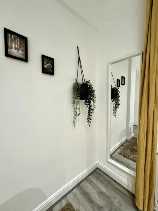 Centrally-Located Gem In Marble Arch, London Eksteriør billede